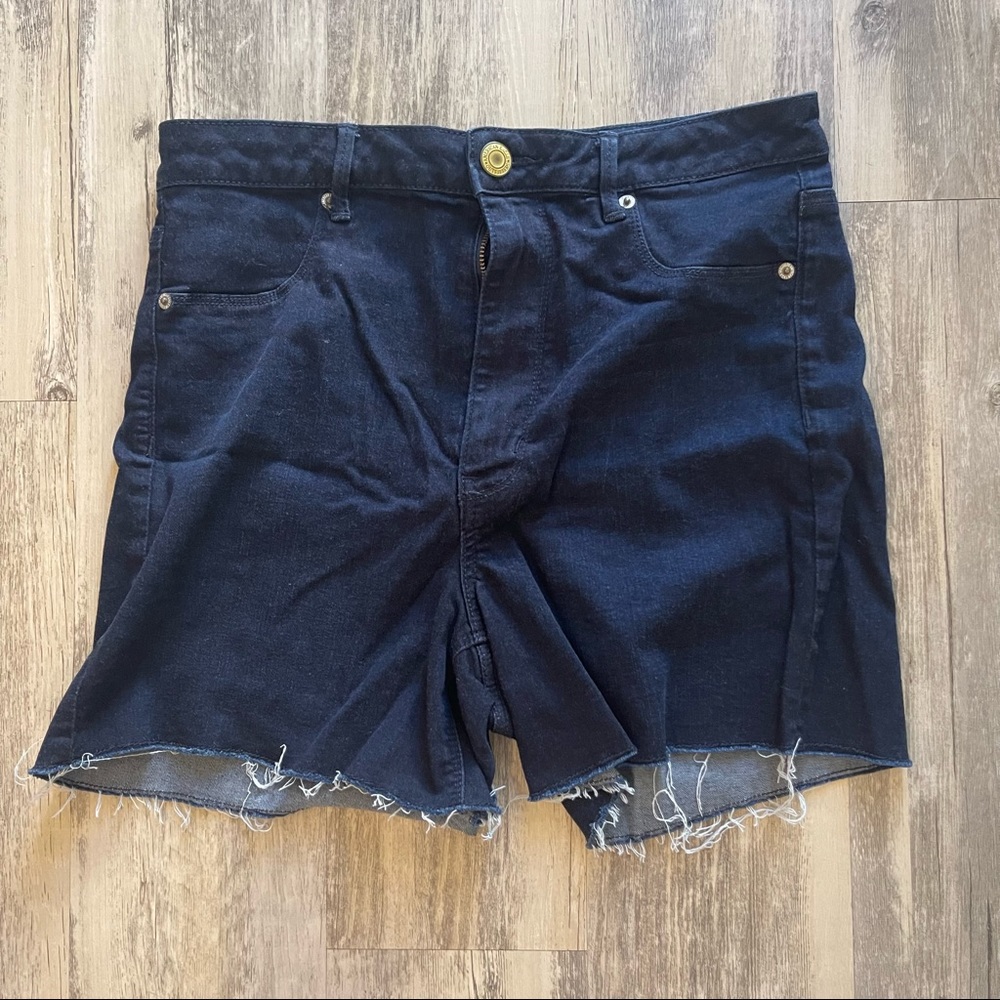 American Eagle High Rise Stretchy Shorts (14)